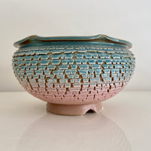 Load image into Gallery viewer, Dragon Scale Pot - Medium