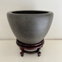 Load image into Gallery viewer, XL Porcelain Cover Pots
