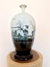 Load image into Gallery viewer, Oriental Scenery Porcelain Vase
