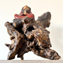 Load image into Gallery viewer, Bodhidharma Ornament
